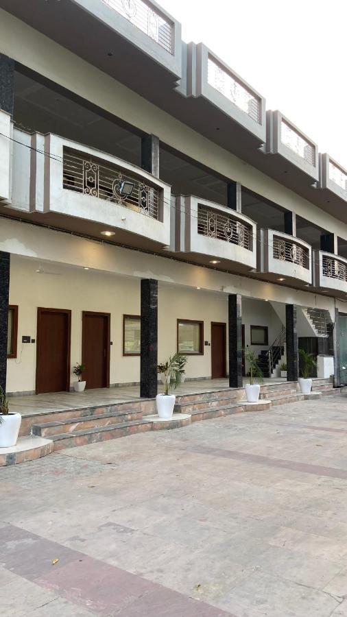 The Kedar Resort Mathura Kültér fotó