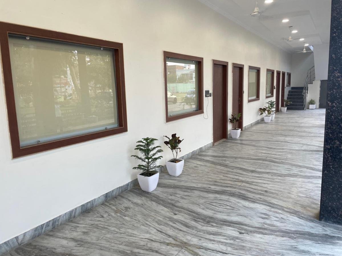 The Kedar Resort Mathura Kültér fotó