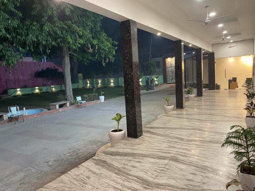 The Kedar Resort Mathura Kültér fotó