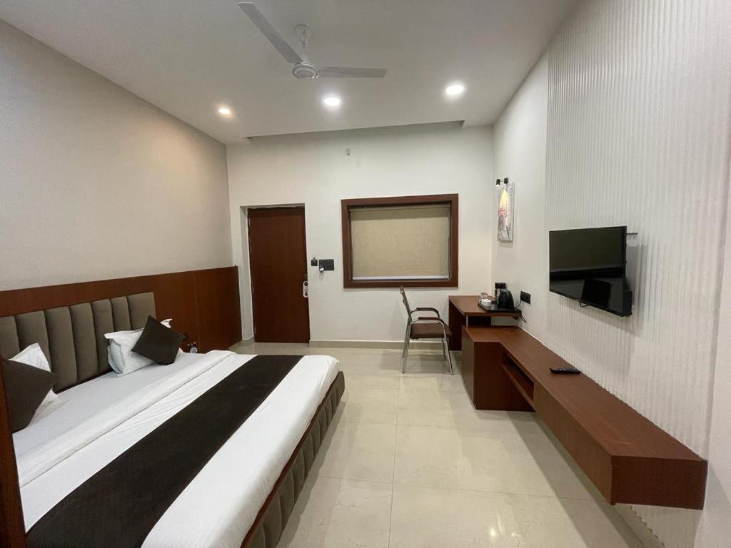 The Kedar Resort Mathura Kültér fotó