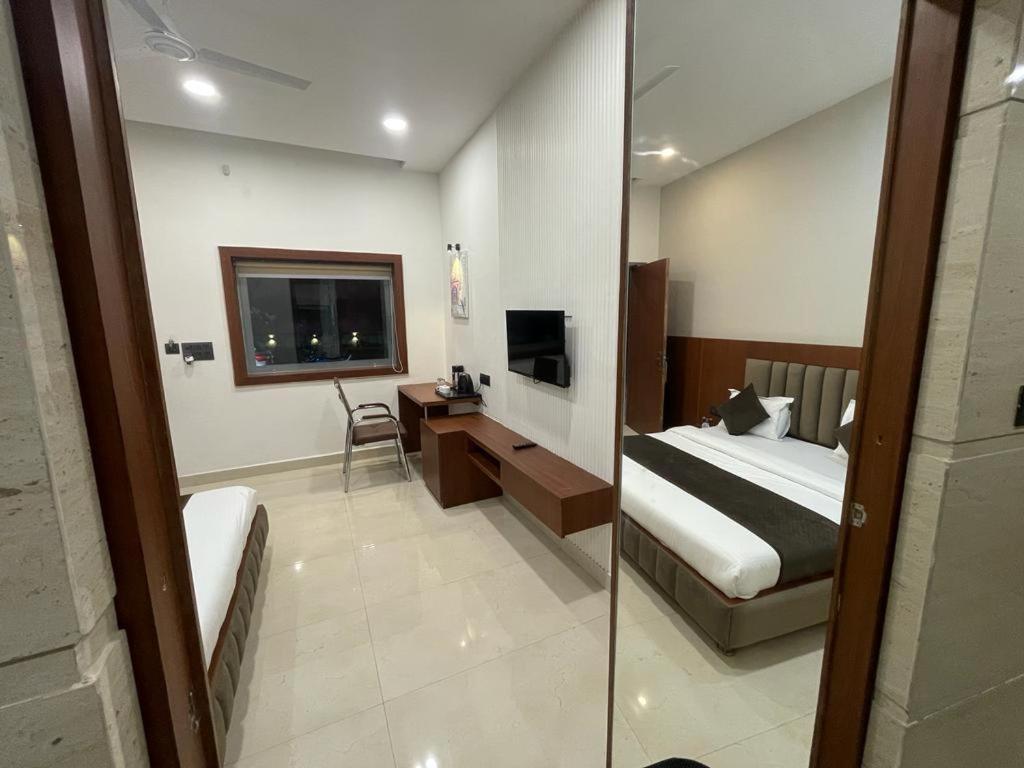 The Kedar Resort Mathura Kültér fotó